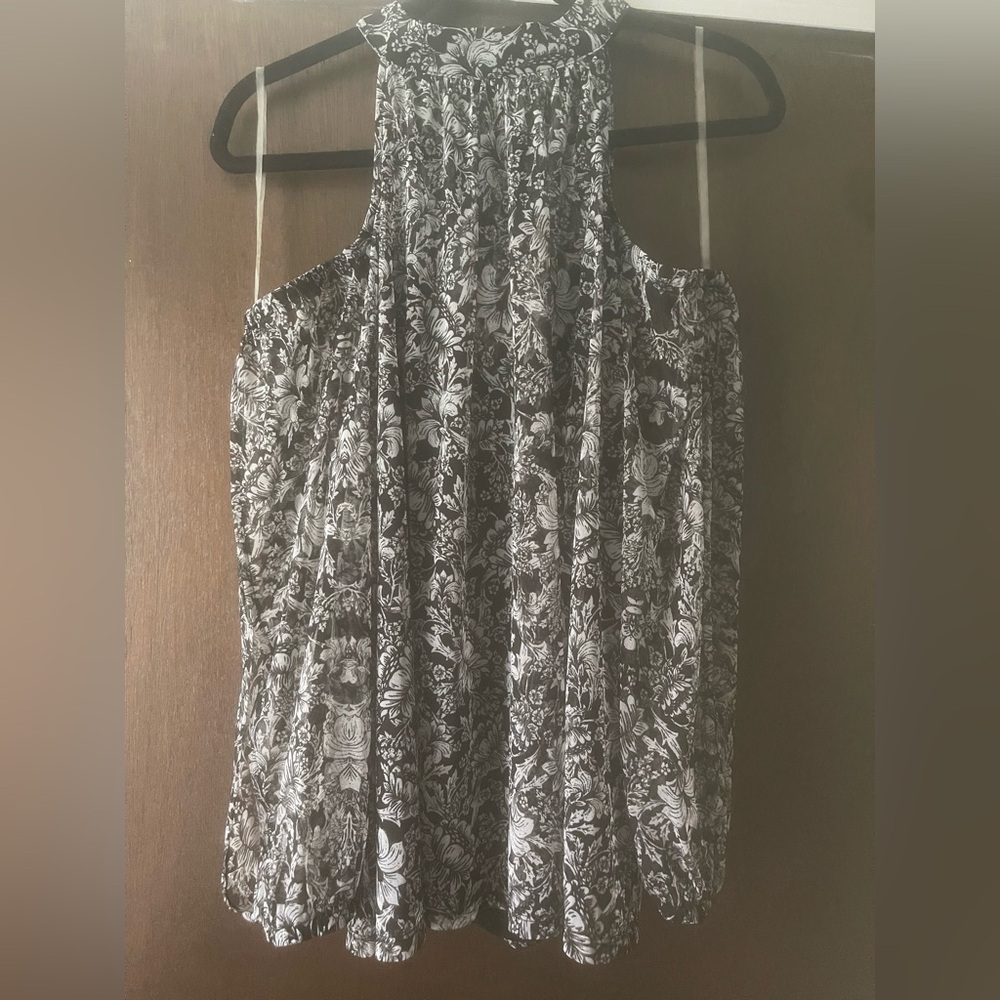 Floral Black and White Sleeveless Top